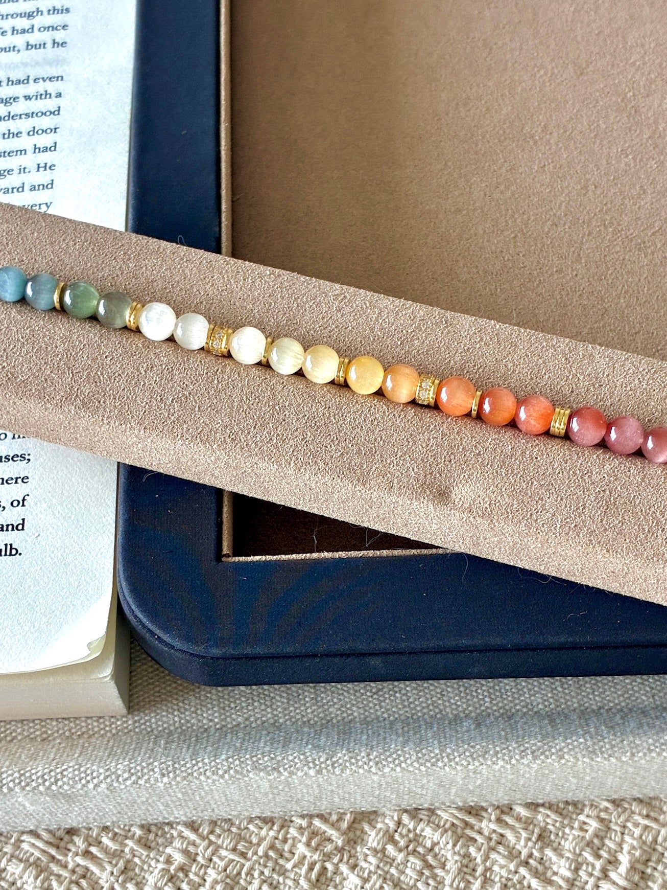 Aurora · Multicolour Rabbit Hair Quartz Chain Bracelet